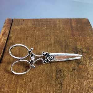 Scissor pin, Hairstylist gift, apron clip, scissors brooch, seamstress gift,  cosmetology gift, gift for pet groomer, scissor pin, quilter