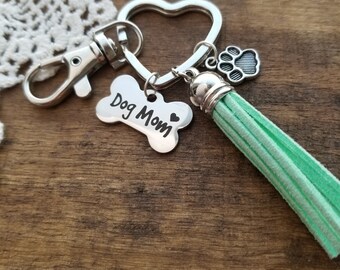 Dog mom gift, Dog mom keychain, dog mom keyfob, dog mom keyring, gift for dog mom, gift for dog lover, dog tag keychain, new dog gifts
