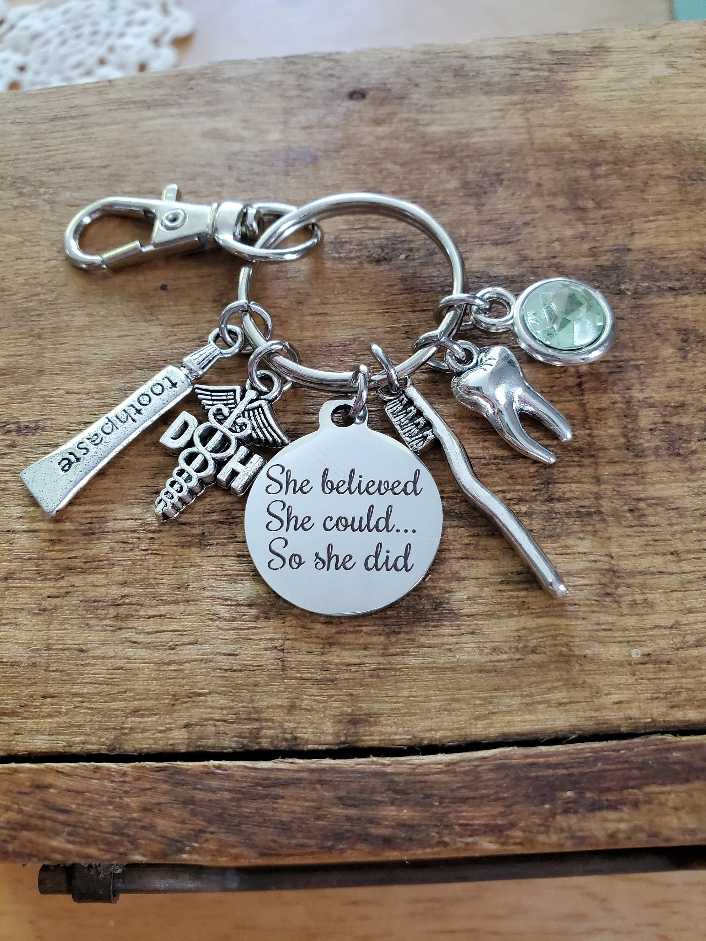 Regalo per la laurea in igienista dentale, regalo di laurea per igienista dentale, credeva di potercela fare e lo ha fatto, regalo di laurea personalizzato - Italia