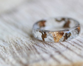 Resin ring Clear with Gold flakes, faceted stacking band ring for women, handmade resin jewelry gift for women
