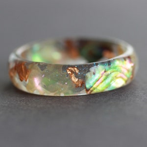 Abalone Muschel Ring, Resin Ring mit Abalone Muschel, Kupfer flocken und Sternenstaub, organischer Ring, naturinspirierter Schmuck für Frauen