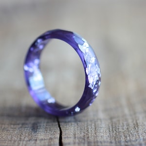 Resin ring in Amethyst Color with Silver flakes, geometric stacking band ring for women's gift, resin jewelry