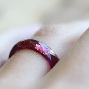 Ruby Red Resin ring, Purple ring, faceted stacking band ring with Copper flakes, handmade resin jewelry gift image 2