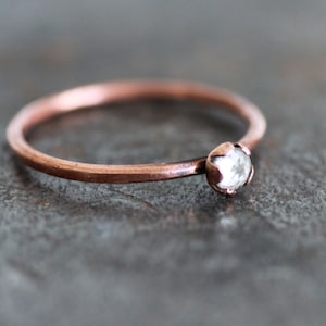 Gemstone Copper ring with White Topaz, Flower nature inspired ring, handmade sustainable jewelry gift for women