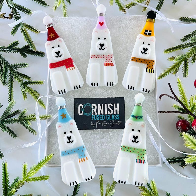 フュージングガラスのかわいいシロクマのクリスマスツリー飾り、クリスマス飾り、フュージングガラスのオーナメント、フュージングガラスのコーンウォール 画像 6