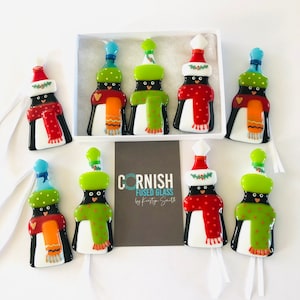 Fused glass penguin Christmas decoration - penguin decoration, Christmas decoration, penguin Christmas decoration, Christmas