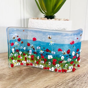 Fused Glass beautiful poppy Flowers with bees Art Freestanding Wave - Fused Glass, Cornish fused glass, Fused Glass Cornwall
