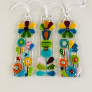 Fused Glass Art - Fused Glass Retro Flowers unique hanging sun catcher, Fused glass, Cornish fused glass,