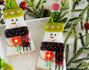 Lindo boneco de neve em vidro fundido - Decoração de Natal em vidro fundido, decoração de boneco de neve, vidro fundido da Cornualha