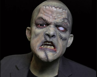 Creature foam latex prosthetic, unpainted. I can paint it for an added fee.