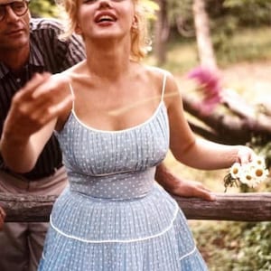 Marilyn monroe blue dress - Etsy 日本 Marilyn monroe blue dress - Etsy 日本