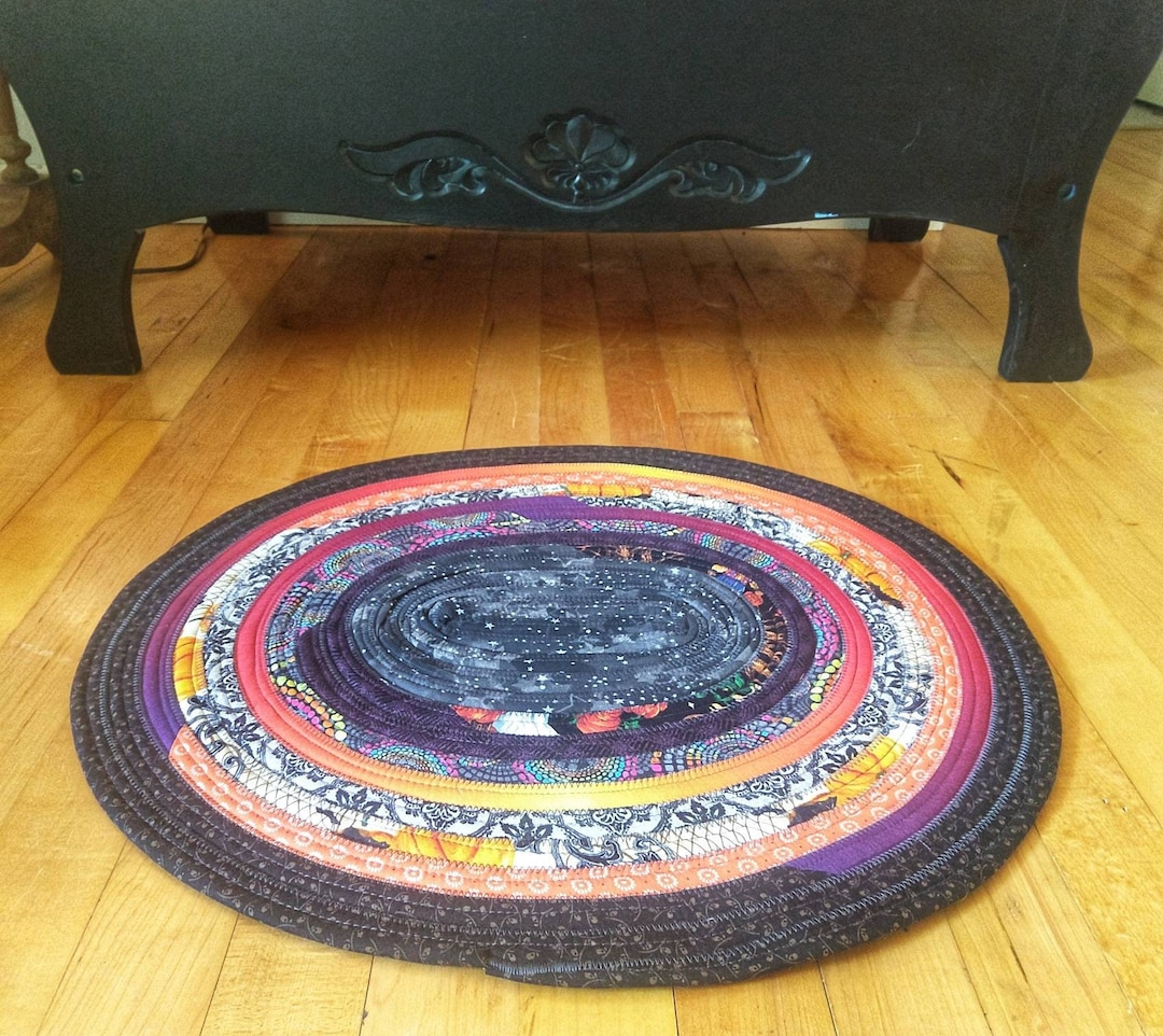 Halloween Rug Table Topper 21 X 18 Inches Decoration Vintage Etsy