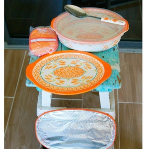 Vintage Temp-tations by Tara Old World Oval Casserole Dish and Platter Spoon handled Wire Rack Hot Pads and Carry Case Temptations