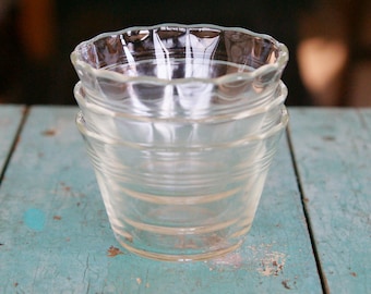 Vintage PYREX Ramekins – 5oz Scalloped Glass Custard Dishes, Set of 3
