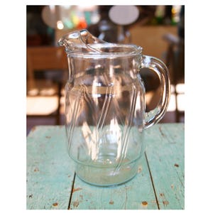 Vintage Anchor Hocking Glass Pitcher: Twisted Optic Swirl, 2 Qt Iced Tea