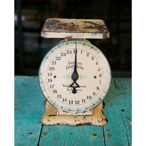 Vintage Butter Yellow Kitchen Scale: Rustic Farmhouse Decor, American Family Scale