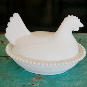 Vintage Indiana Glass White Milk Glass Hen on Nest Dish Lidded Candy Bowl
