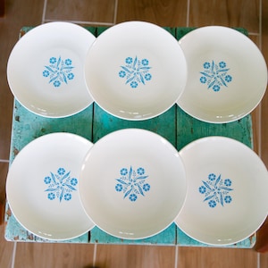 Vintage Blue Cornflower Pattern Bread Plates Centura by Corning Ware - 6 small dessert plates
