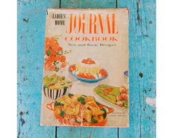 Vintage Ladies Home Journal Cookbook: 1960s Kitchen Decor