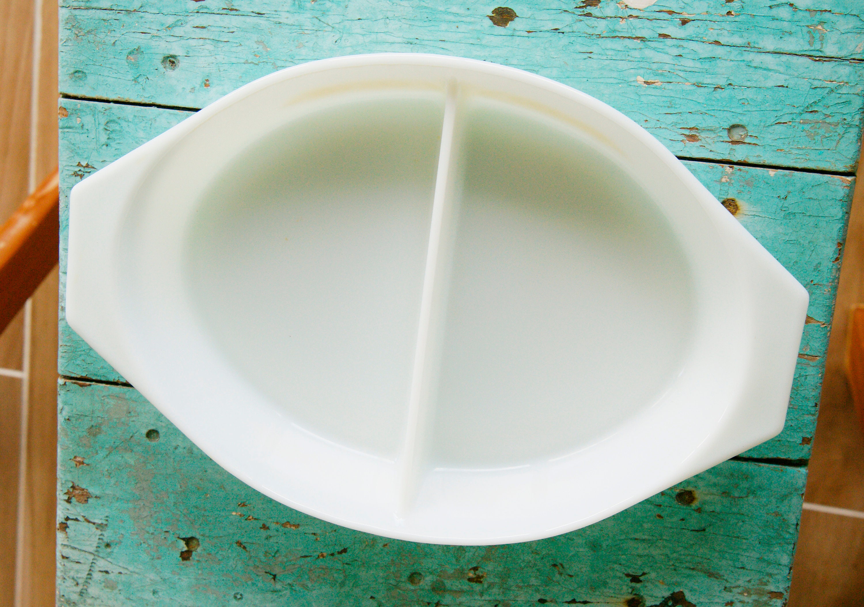 Vintage Pyrex Promotional Royal Wheat Divided Casserole Dish 1 1/2 ...