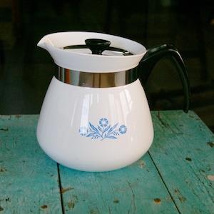 Corning Ware Cornflower Pattern Teapot Pitcher Coffee Large Carafe 2 quart