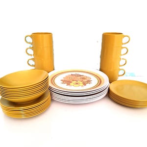 40 piece retro Melmac plates, gold melmac plates,fall melmac, melamine, retro plastic plates, 1970&#39;s melmac, glamping, flower power, yellow