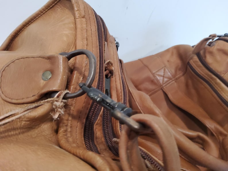Vintage Colombian Leather Duffel Bag, 24 Inch Weekend Travel Bag image 3