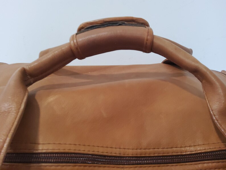 Vintage Colombian Leather Duffel Bag, 24 Inch Weekend Travel Bag image 8