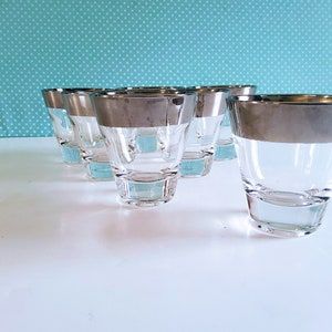 7 Dorothy Thorpe style glasses, silver rimmed, weighted, mid century barware, MCM, cocktail glasses, lowball