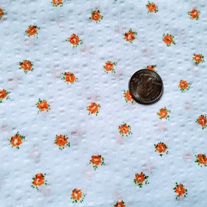 2 yards roses fabric, seersucker, 1960&#39;s fabric, yellow retro fabric, flowers, floral fabric, cotton fabric, orange quilt fabric, yellow