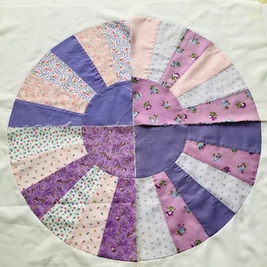 Dresden plate quilt blocks, pink quilt blocks, vintage quilt blocks, purple quilt blocks, pink and purple, pastel quilt blocks, girls quilt
