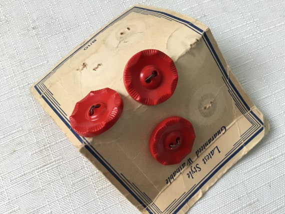 Lot of Assorted Buttons, Red Buttons, Vintage Buttons, 8 Ounces of Buttons, Large  Buttons, Celluloid Buttons, Buttons on Cards, Pink Buttons 