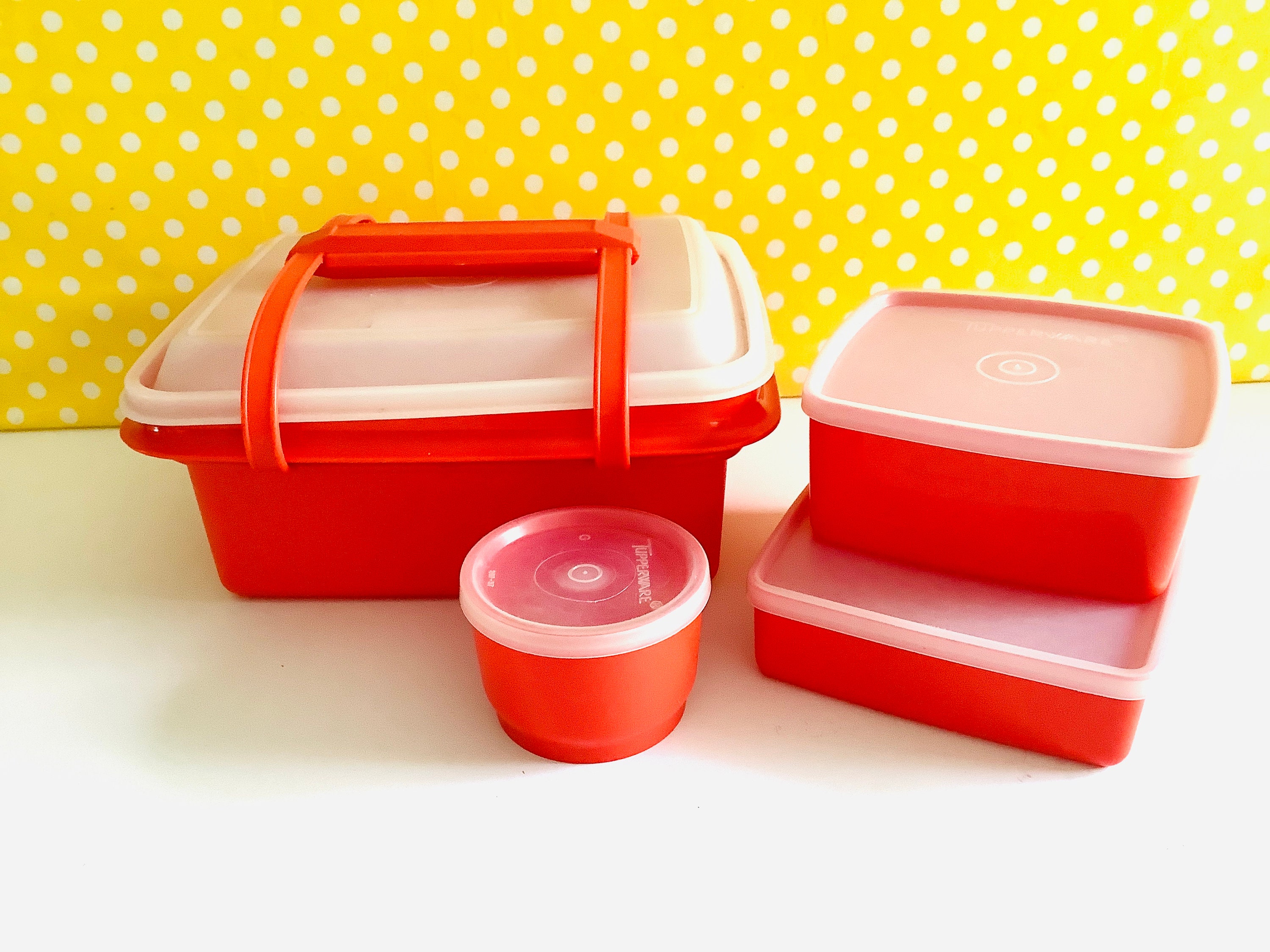 TUPPERWARE Click To Go Set Lunch Box With Mini Containers - New