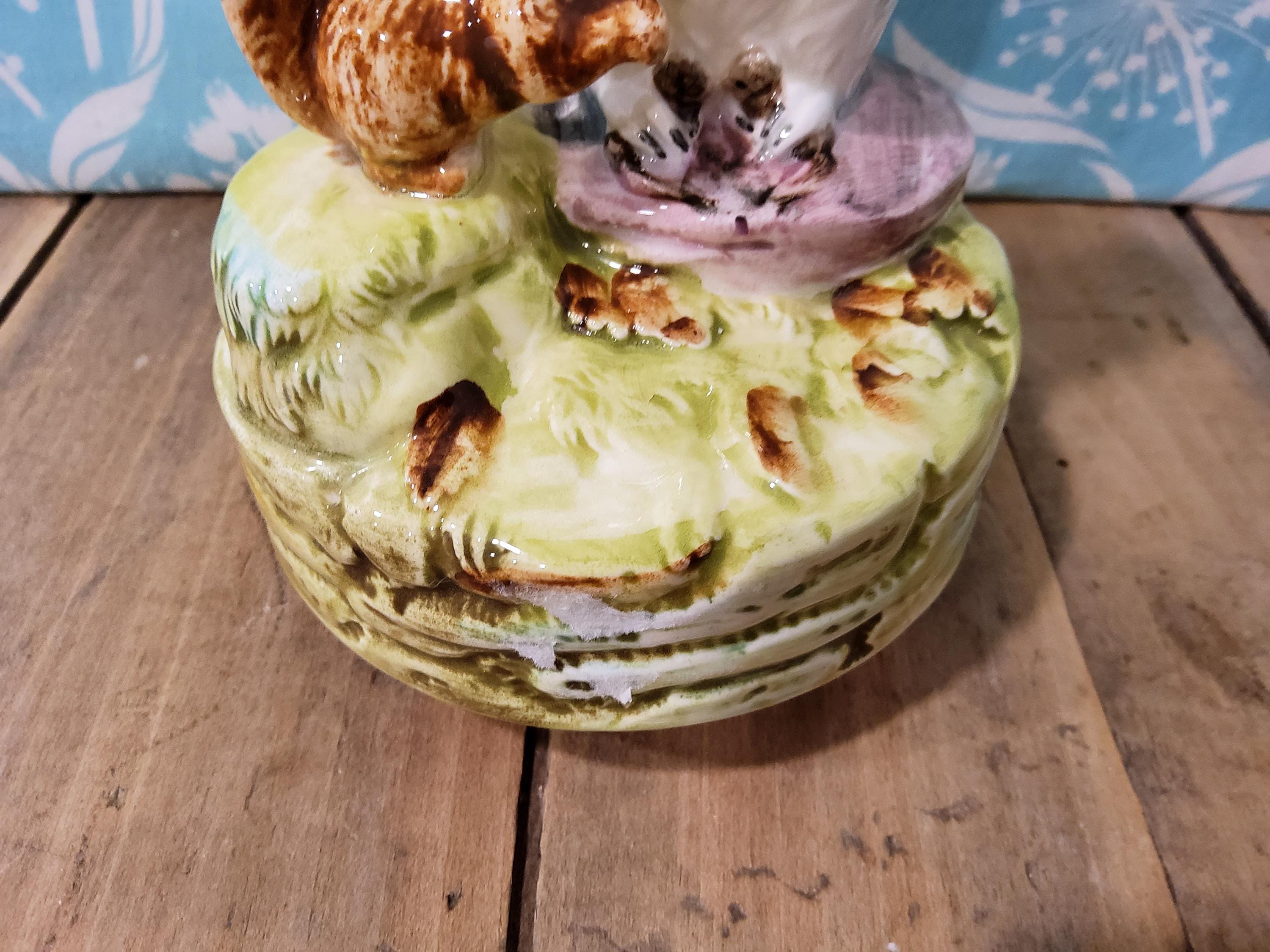 Schmid Beatrix Potter Music Box, Old Mr. Brown Owl and Squirrel