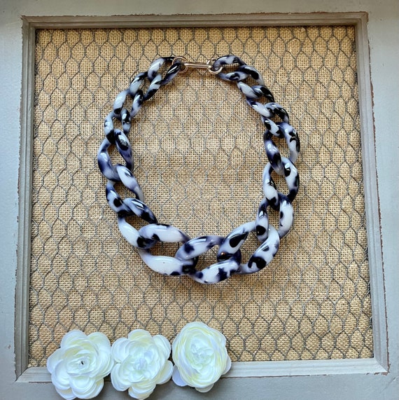 Black White Marbled Zebra Tortoise Shell Chunky Chain Lucite