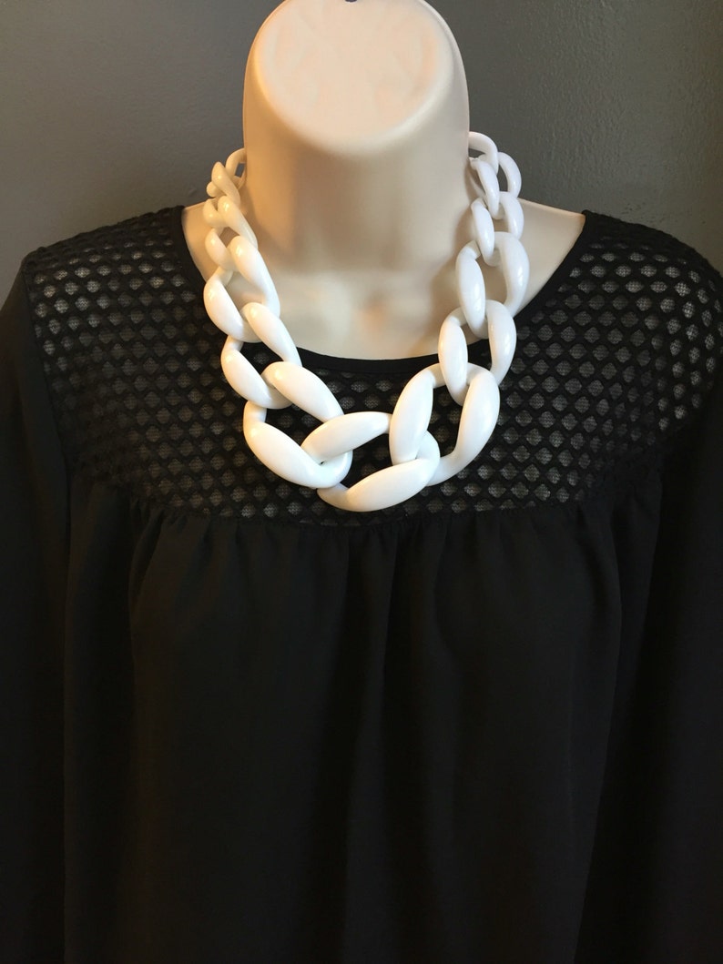 White Chunky Chain Link Housewife Resin Statement Necklace image 1