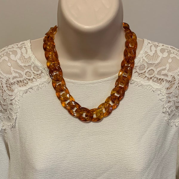 Amber Tortoise Shell Leopard Chunky Chain Lucite Link Housewife Resin Statement Necklace