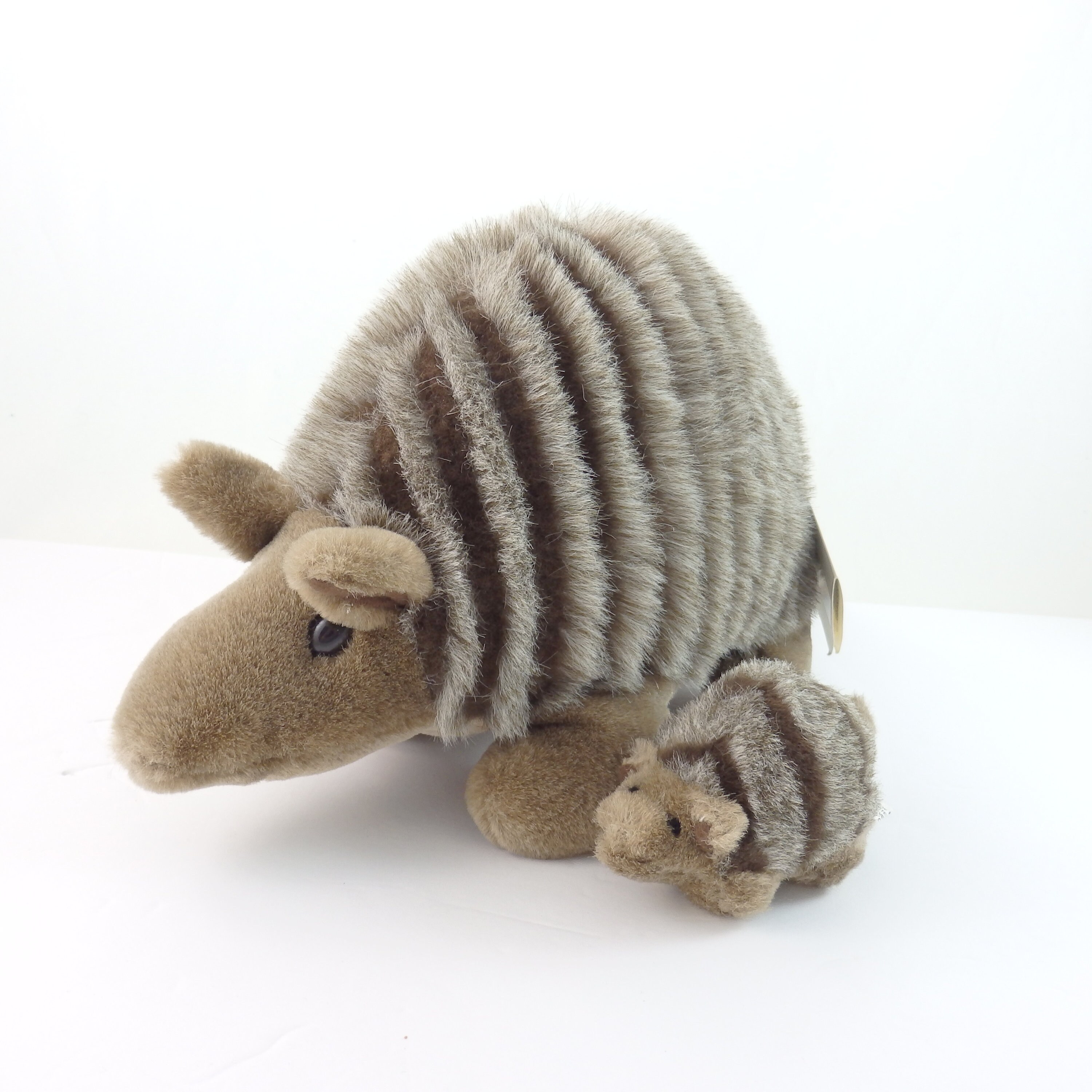 Armadillo stuffed animal hotsell