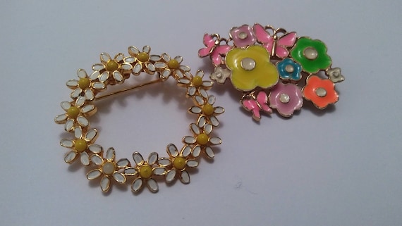 Lot of two 1960's flower power Signed Weiss flower