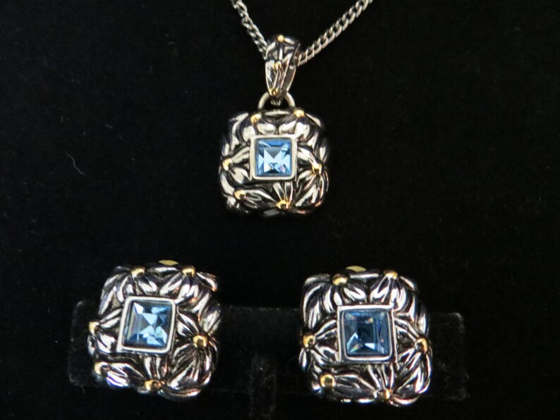 lovely signed designer Premier USA Blue Topaz and Daisy Design silver tone Necklace and Clip Earring set