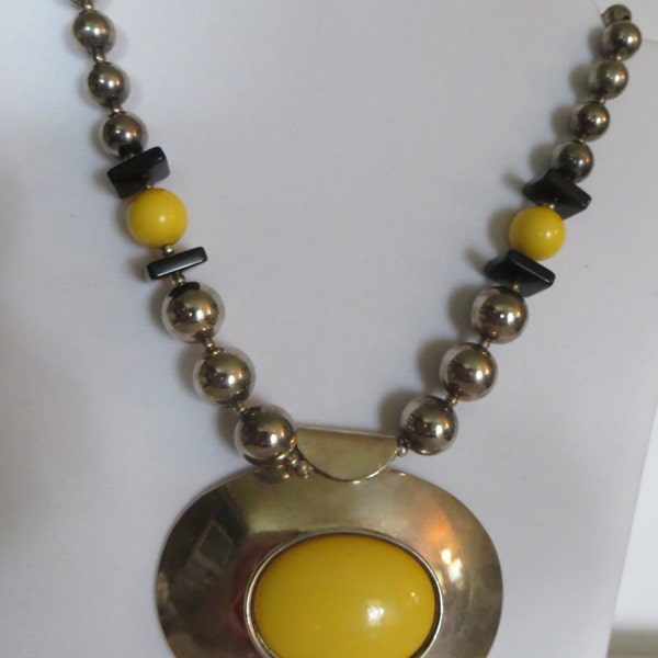 Big and Bold Early Carol Dauplaise silverplated yellow and black statement necklace and Pendent