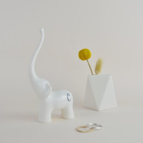 Personalised elephant ring holder deals