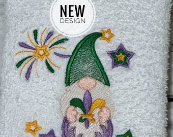 Mardi Gras Hand Towel | Gnome Mardi Gras Design | Decorative Bathroom or Kitchen Towel | Carnival Season