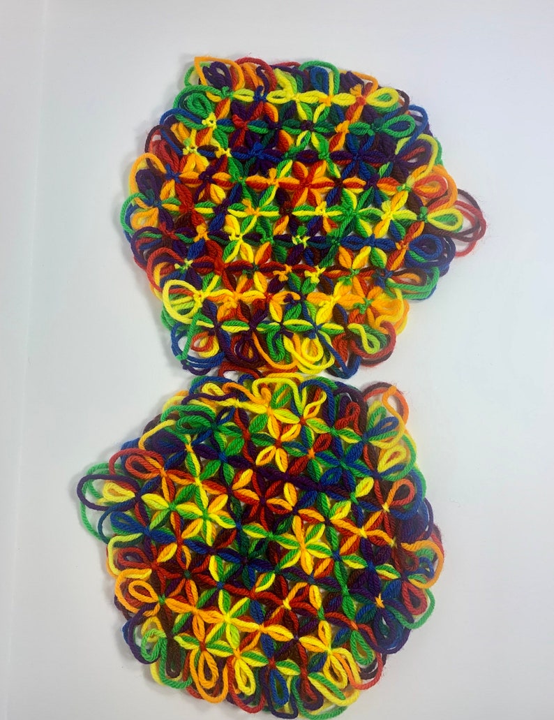 Multi Colored Potholders Made of Yarn Set of 2 - Etsy