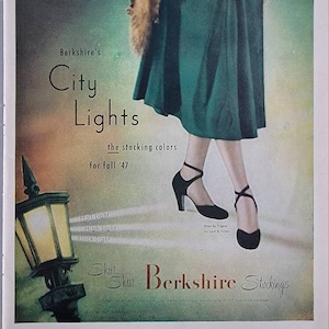 1947 Berkshire bas vintage publicité chambre mur Art salle de bain Decor Boutique Magazine annonce vintage mode annonce vintage Lingerie annonce