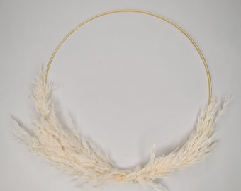 Ivory Pampas Hoop Wreath/Gold Hoop Wreath/Pampas Wreath/Natural Looking Wreath/Wreath/Home Decor/Bedroom Decor/Pampas Decor/Pampas
