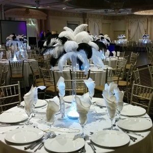 White Ostrich Feather Centerpiece 20 Trumpet Vase/with Crystal Bling/ Great  Gatsby/hollywood Glam/roaring 20's/flapper/ Tall Centerpiece 