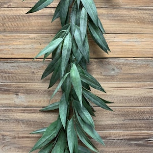 6FT Muddy White Willow Garland/Garland/Artificial Greenery/Holiday Decor/Christmas Decor/Seasonal/Long Garland/Dark Green