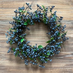 22" Blue Berry Wreath/Fall Wreath/Natural Wreath/Outdoor Wreath/Green Outdoor Wreath/Green Leaf/Autumn Wreath/Artificial Fall Wreath