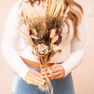 Dried Natural Minar Rose and Pampas Floral Bouquet/25"/Palm Spades/Reed/Dried Pampas/Pampas Bouquet Decor/Boho Pampas/Bouquet/Bunny Tails